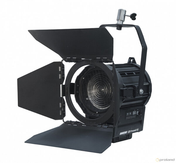 LED Fresnel 65 56 Прожектор светодиодный с линзой Френеля 65Вт (эквив. галоген 650Вт)  встроенное цифровое ручное управление и управление по DMX.  Цветовая температура 5600К