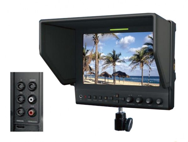 FM-07 WSM-U Портативный LCD монитор. Тип матрицы IPS7", разрешение 1280х800, яркость - 400 кд/м2, контрастность 800:1, углы обзора 178° /178°. Видеовходы: SDI, HDMI, YPbPr, CVBS ;  Аудиовходы: 2 х (RCA),  встроеный динамик. Tally индикатор. Питание от аккумуляторов  серии Logocam UPL. Металлический корпус. Солнцезащитная бленда, шаровое крепление, HDMI-mini HDMI кабель. Настольная подставка, кейс для трнаспортировки.